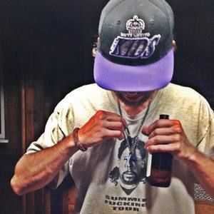 Meet your Posher, Dennis